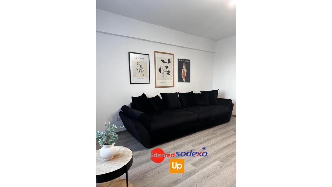 Luxury Studios Blvd. G. Enescu Σουκεάβα Εξωτερικό φωτογραφία